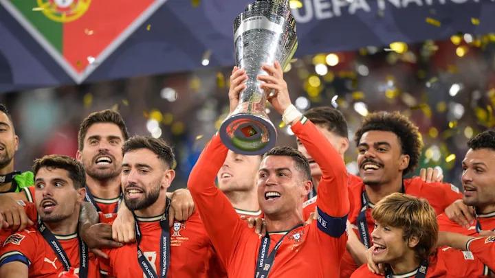 Ronaldo lại tỏa sáng mang thêm một danh hiệu nữa về với Selecao Châu Âu (Ảnh: Sky Sport)