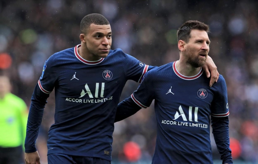 Chủ tịch PSG bị điều tra, -592945